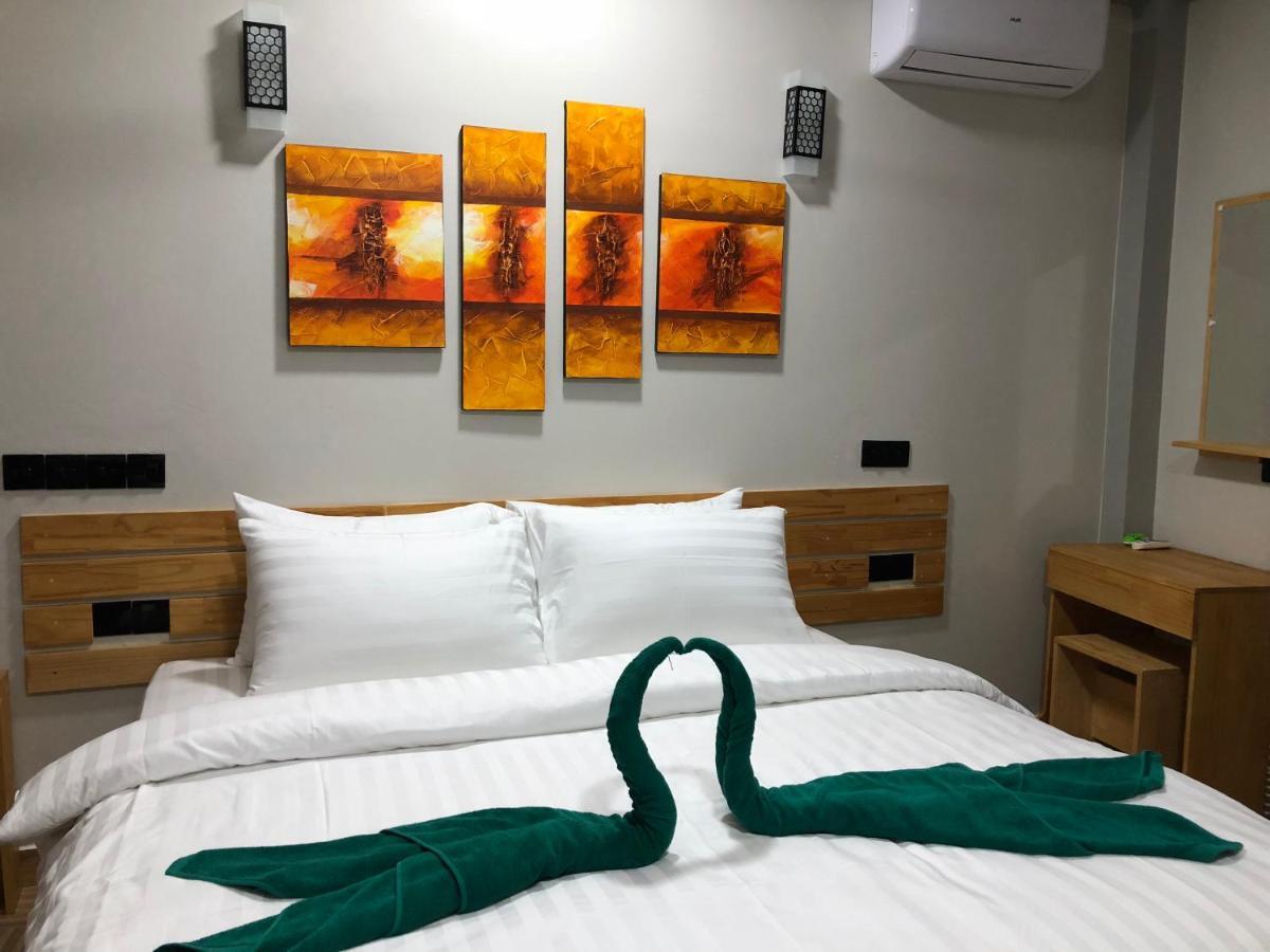 Rumah 320 m² dengan 11 bilik tidur dan 12 bilik mandi peribadi di Atol Male Selatan Guraidhoo  Luaran gambar