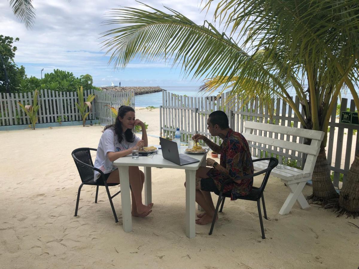 Rumah 320 m² dengan 11 bilik tidur dan 12 bilik mandi peribadi di Atol Male Selatan Guraidhoo  Luaran gambar